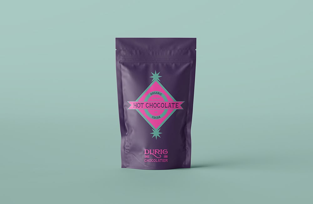 Graphic Design project by Helena Lavatori